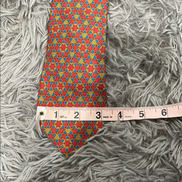 • Hermès • Silk Printed Red Blue Yellow Tie Men’s - Picture 2 of 4